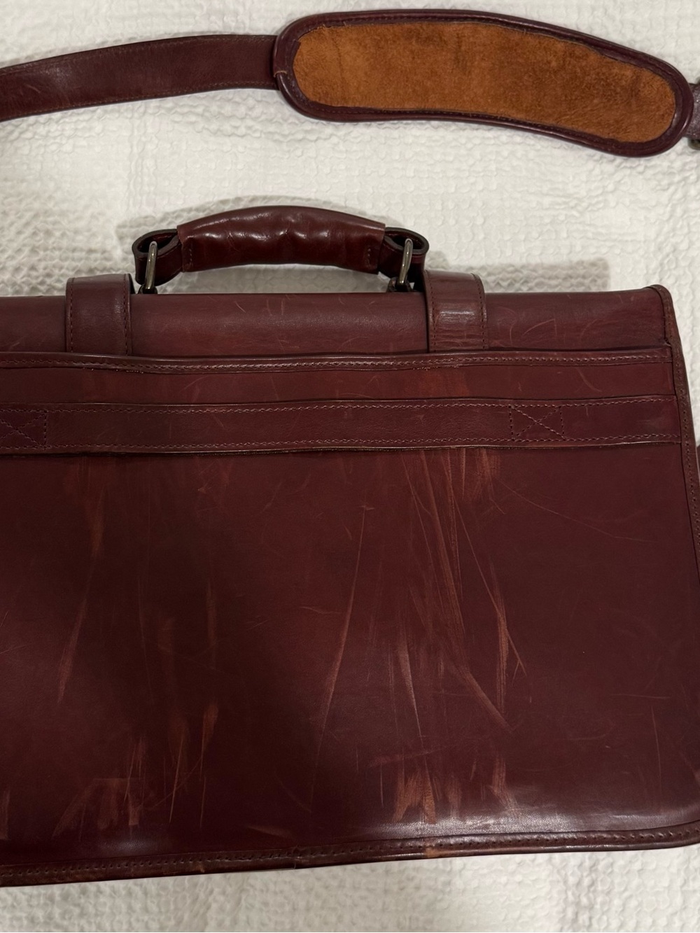 Allen Edmonds Genuine Leather Briefcase / Messenger Bag – Brown - Picture 8 of 8